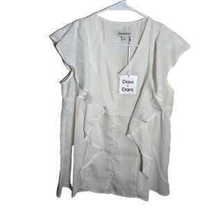 Davi & Dani Blouse Women's Small Ivory Button Up Ruffle Short Sleeve Top NWT